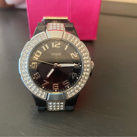 Black Guess Watch - Picture 1 of 4
